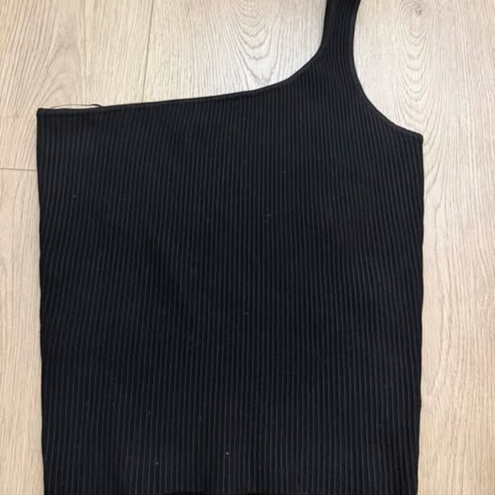 House of Harlow 1960 One Shoulder Ribbed Tank Top